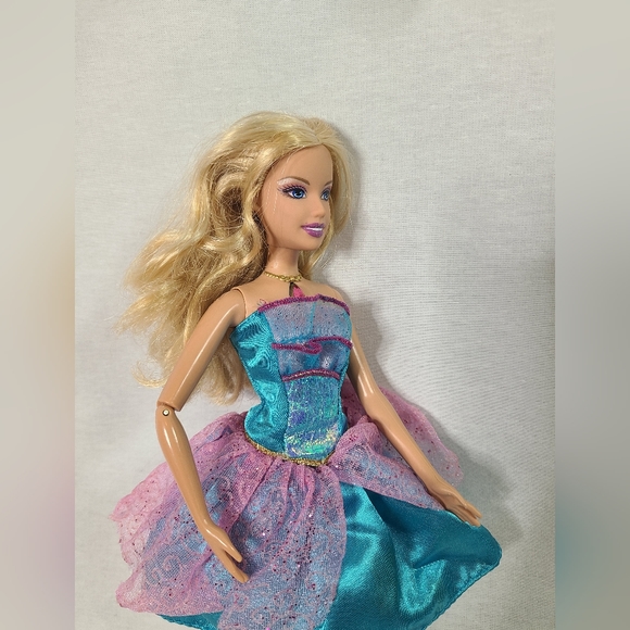 Barbie Island Princess Rosella Singing Doll - Picture 3 of 7